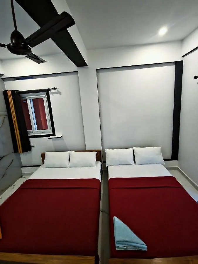 Rezort Rock Lake Villa Vagamon Indie