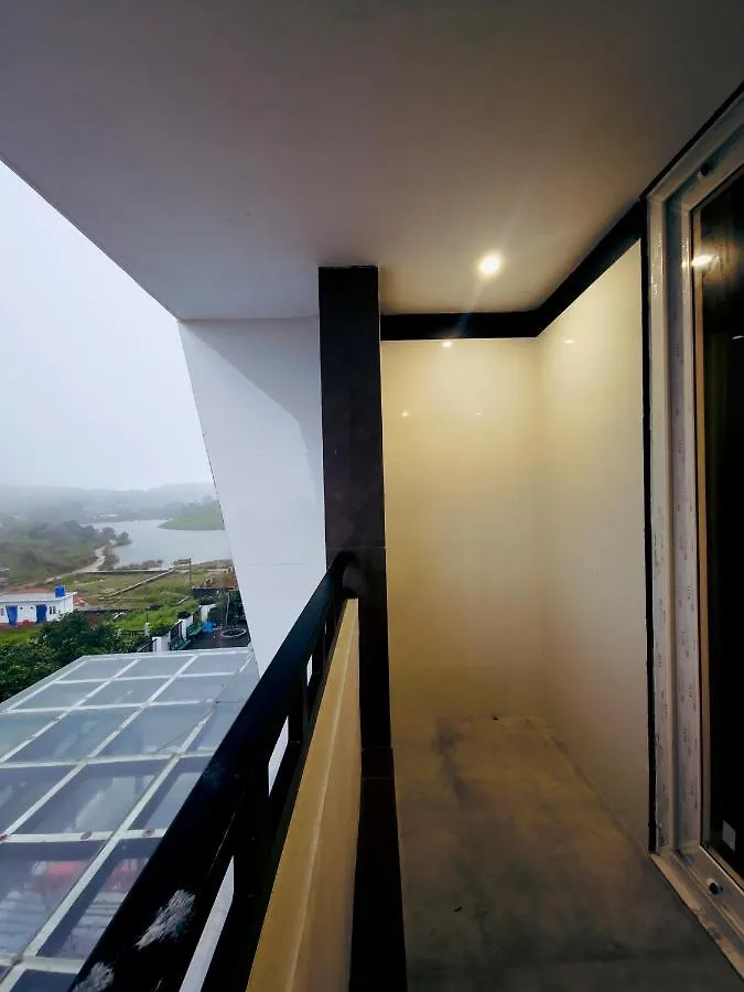 Rock Lake Villa Vagamon