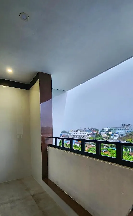 Resort Rock Lake Villa Vagamon