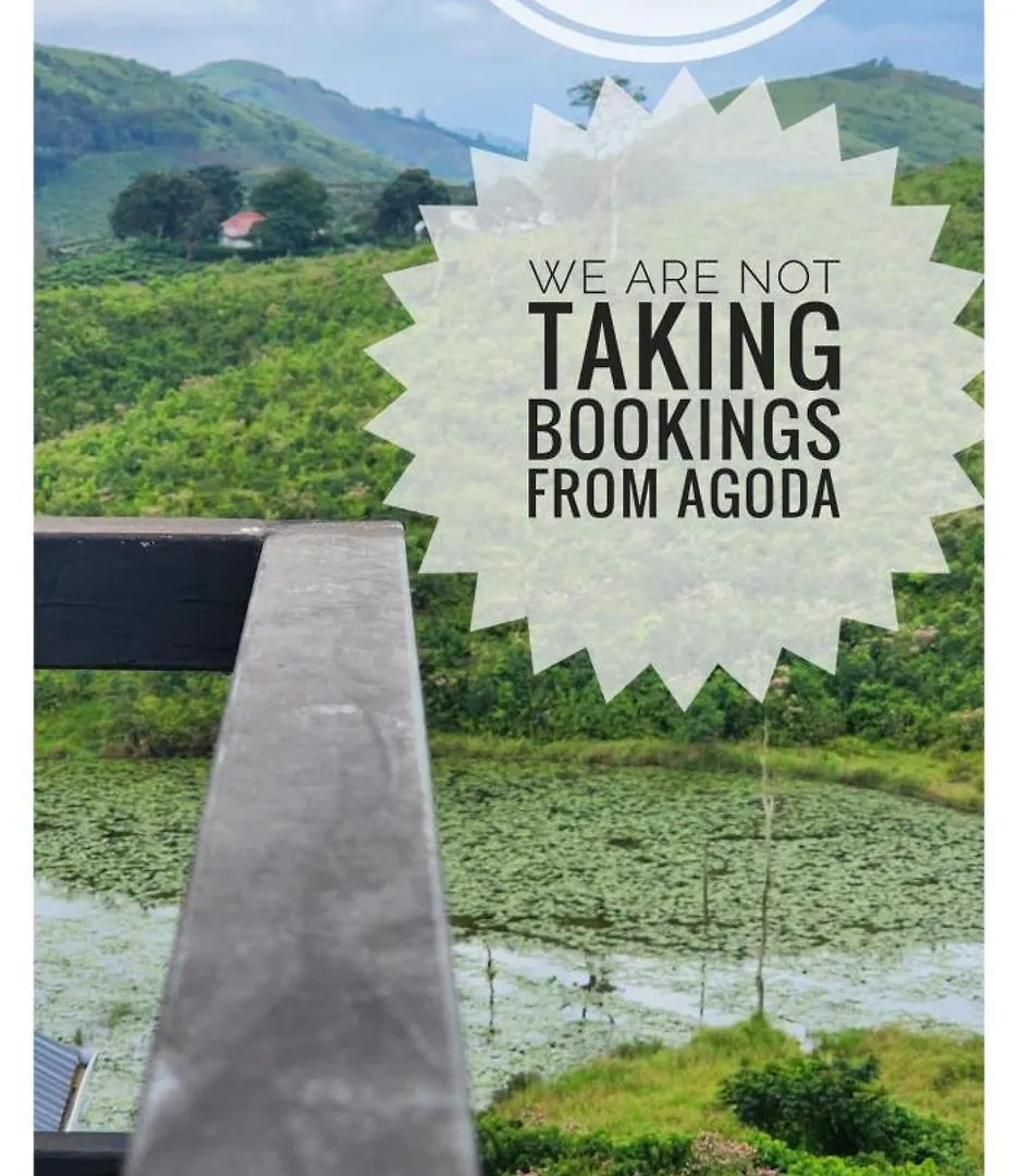 Resort Rock Lake Villa Vagamon